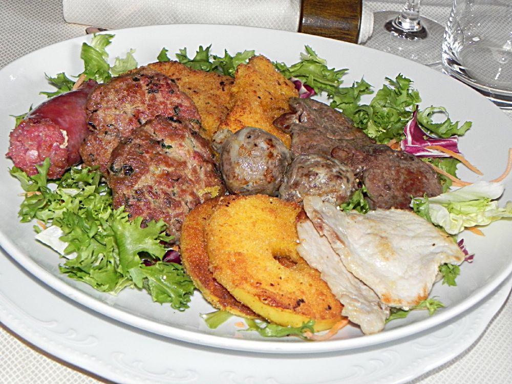 Ristorante Albergo 'L Bunet Cortemilia Bagian luar foto